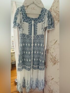 cream colored linen dress La Blanca: Delphine Coast Linen Button Up Shirt Dress Cream / L